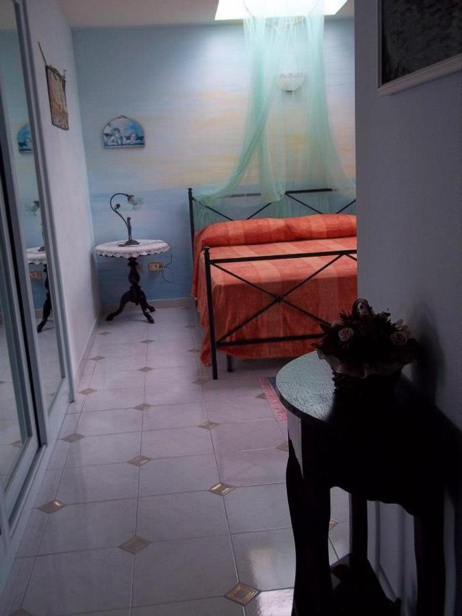 La Casa Di Mariu Furnari Exterior foto